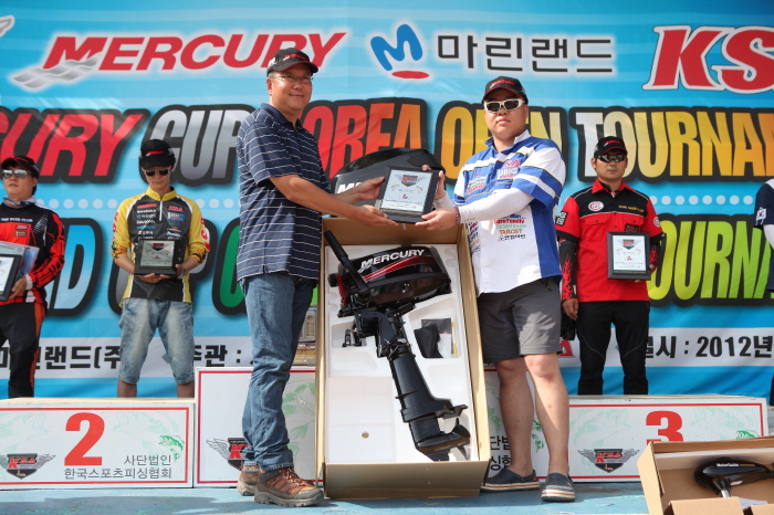 2012 MARINELAND CUP 챌린져 오픈 토너먼트 시상식 : c5a9b1e2baafc8af_img_5243.jpg