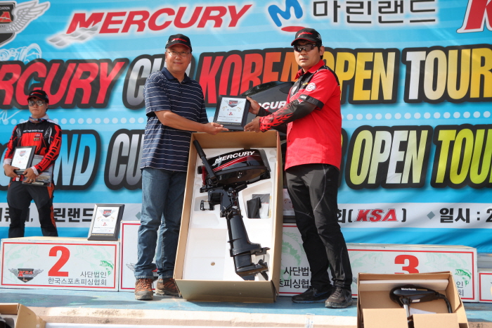 2012 MARINELAND CUP 챌린져 오픈 토너먼트 시상식 : c5a9b1e2baafc8af_img_5231.jpg